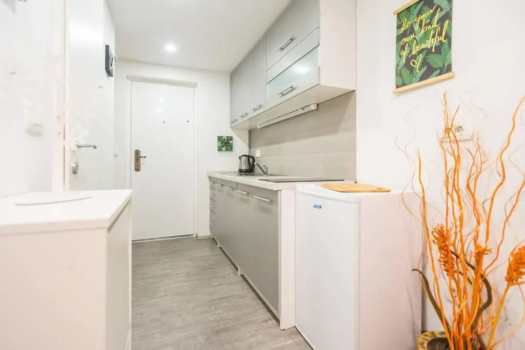 Apartma N'Poznam Tobacna Ljubljana Apartman