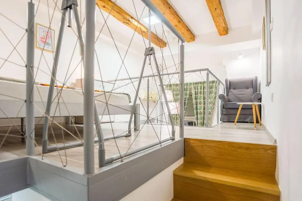 Apartma N'Poznam Tobacna Ljubljana Szlovénia